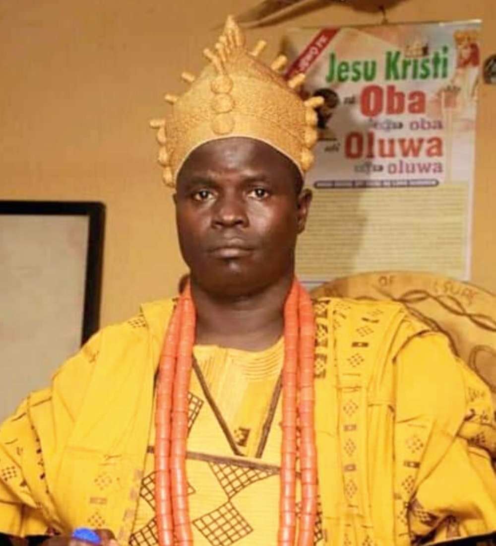 <strong>Royal Majesty Oba Adebanji Ajibola JP</strong>